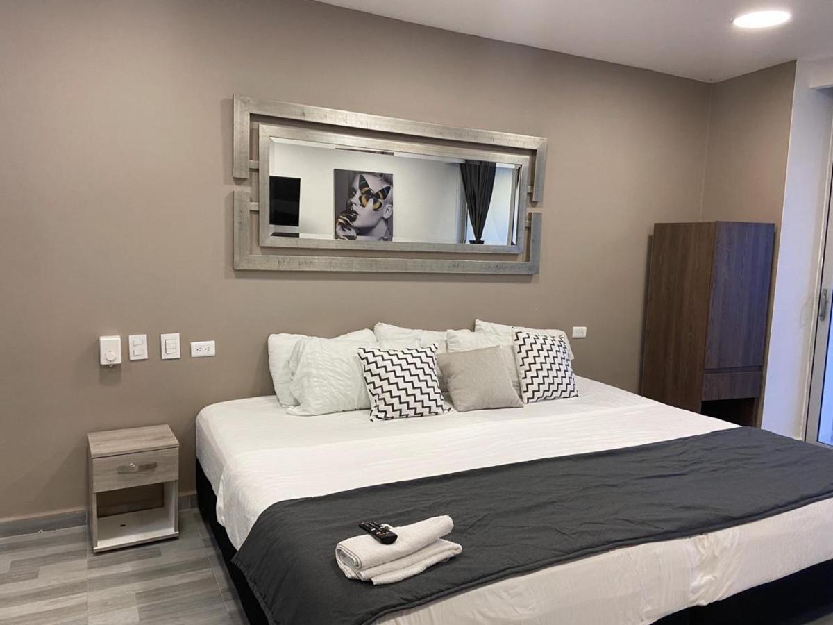 Aparta Estudio En El Edificio Bahia 79 Apartasuites Cartagena Bagian luar foto